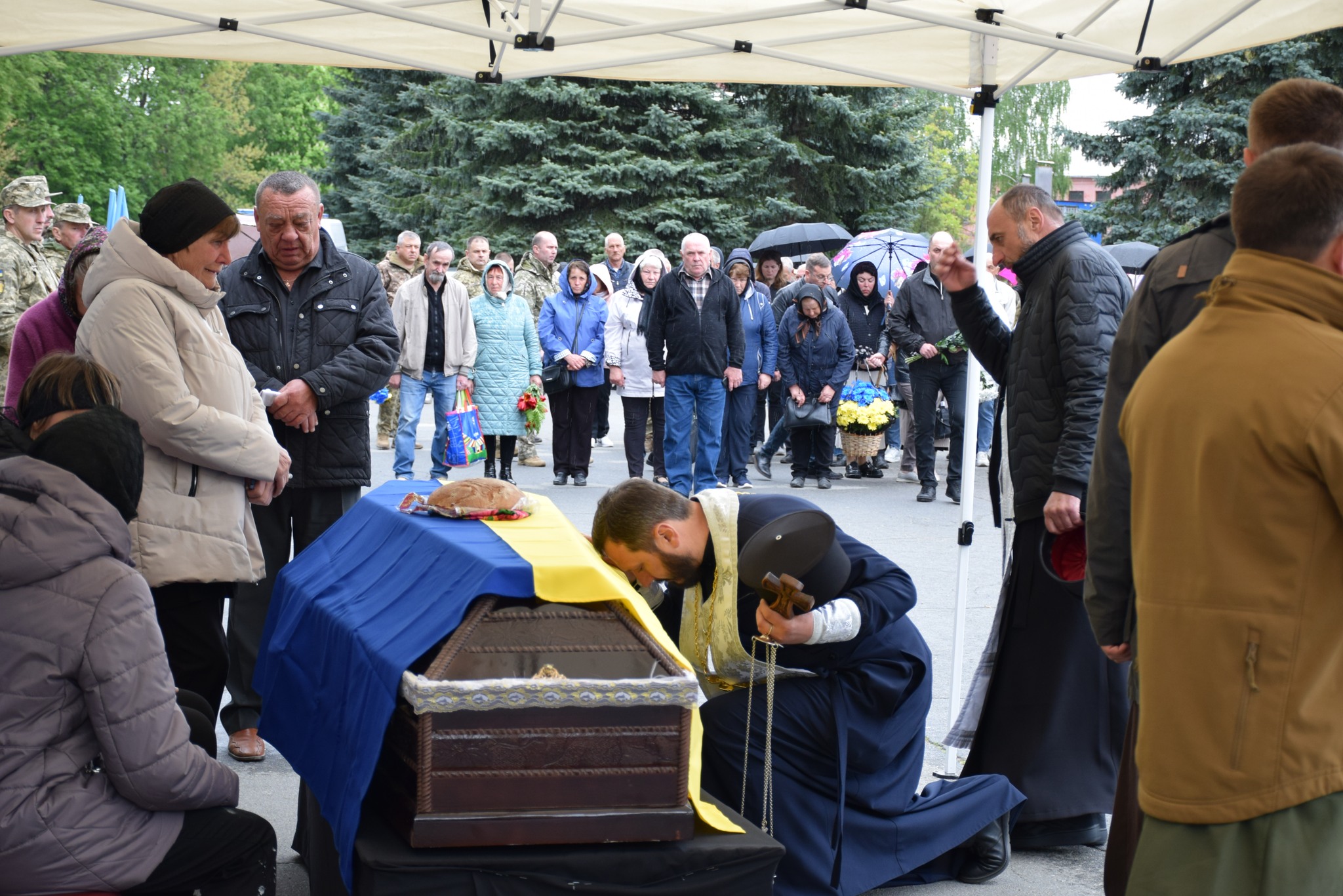 Новини Хмельницького - фото з У Шепетівці попрощалися із загиблим захисником Володимиром Пшеничним