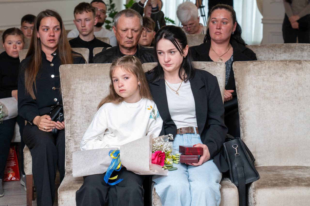 Новини Тернополя - фото з 35 військовослужбовців з Тернопільщини посмертно відзначили державними нагородами