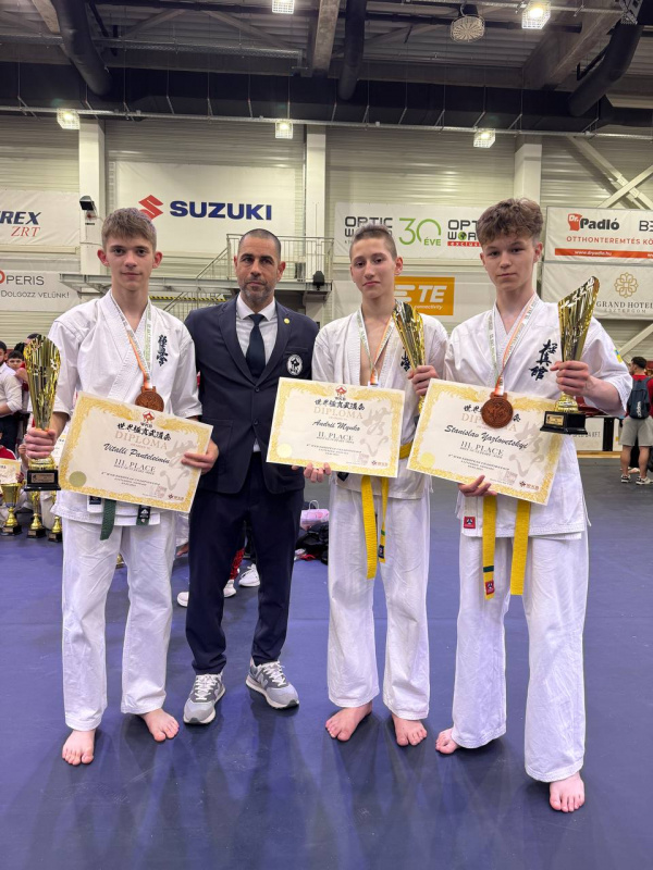Новини Тернополя - фото з Тернопільські каратисти здобули медалі на Чемпіонаті Європи з World kyokushin karate