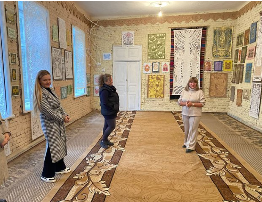 Новини Вінниці - фото з Створять незвичну витинанку «Мрія у всіх одна»: експеримент у Могилів-Подільському