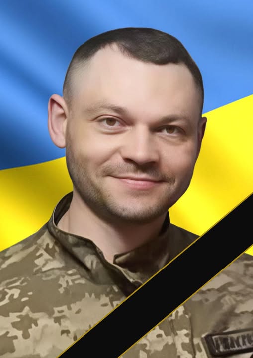 Новини Тернополя - фото з «На щиті» повертається до рідного дому Герой зі Збаражчини Іван Тимків На зображенні може бути: 1 особа та текст