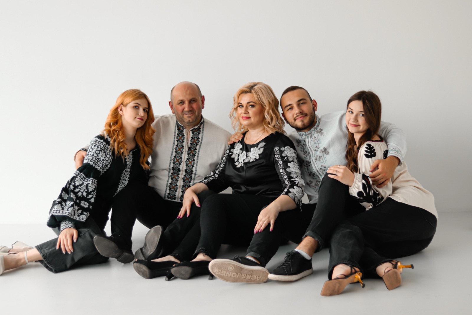 Новини Хмельницького - фото з «Це наша національна святиня»: Іван Гончар вітає хмельничан з Днем вишиванки (пресслужба І. Гончара)