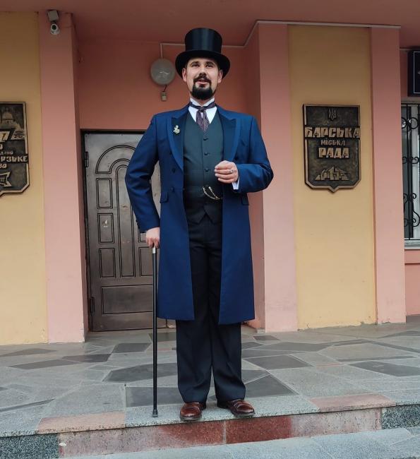 Новини Вінниці - фото з Грають виставу та озвучують «На вушко-2»: про ветеранські проєкти Барського МХАТу розповів очільник Роман Григор'єв