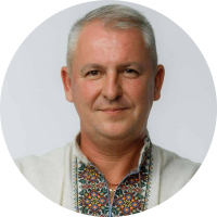 Новини Вінниці - фото з Грають виставу та озвучують «На вушко–2»: про ветеранські проєкти Барського МХАТу розповів очільник Роман Григор'єв