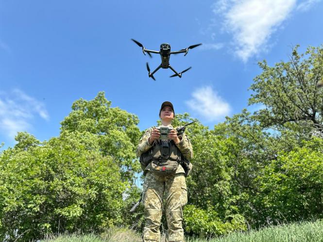 Новини Вінниці - фото з На касці вушка, у серці — сталь: історія прикордонниці Насті, яка ламає стереотипи