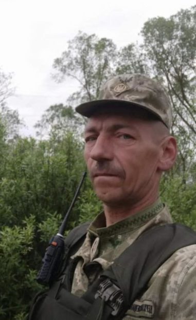 Новини Тернополя - фото з «Золотий хрест» від Сирського отримав воїн із Залозецької громади Володимир Гороховський На зображенні може бути: 1 особа