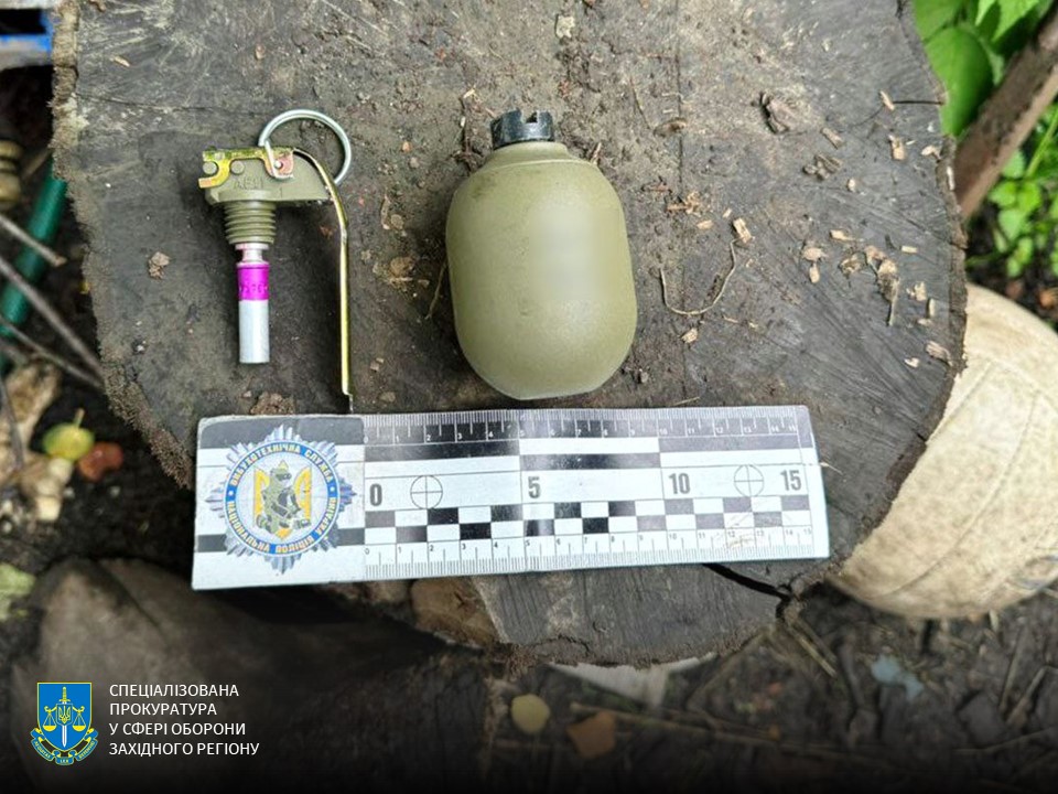 Новини Тернополя - фото з Затримання на Тернопільщині: групу чоловіків підозрюють у влаштуванні втеч військових із частин за кордон