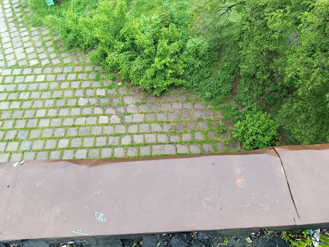 Новини Вінниці - фото з Притон у центрі Вінниці: хто відповідальний за трагедії в колишньому кінотеатрі «росія»?