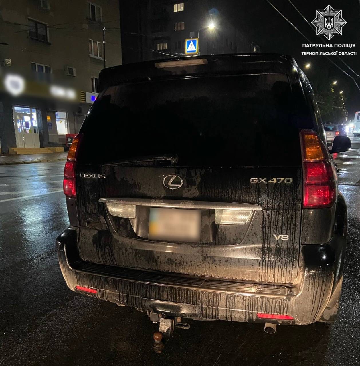 Новини Тернополя - фото з На Білецькій Lexus збив обмежувачі, на Бандери Renault — електроопору: у водіїв виявили ознаки сп'яніння