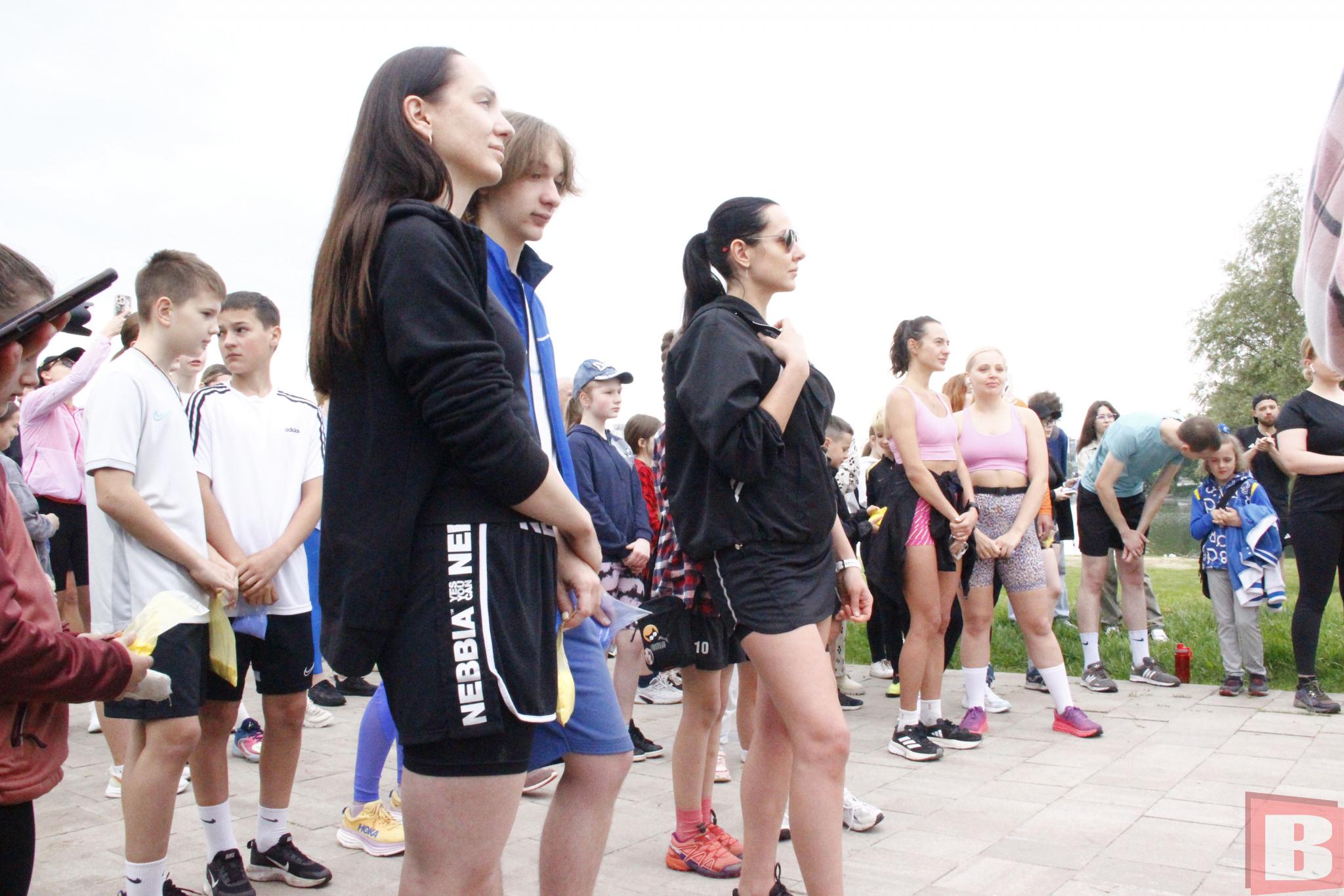 Новини Хмельницького - фото з У Хмельницькому відбувся благодійний забіг «Ukraine Run 2025» (ФОТО)