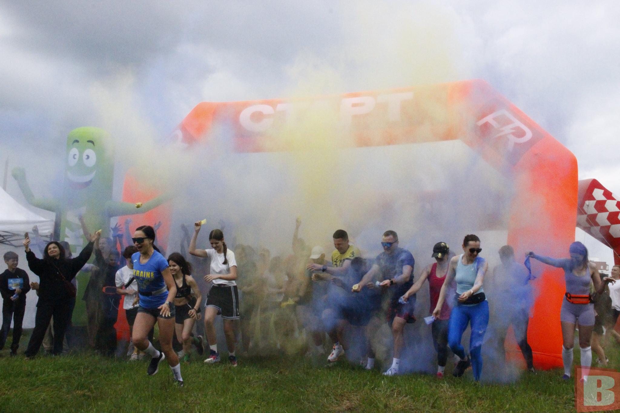 Новини Хмельницького - фото з У Хмельницькому відбувся благодійний забіг «Ukraine Run 2025» (ФОТО)