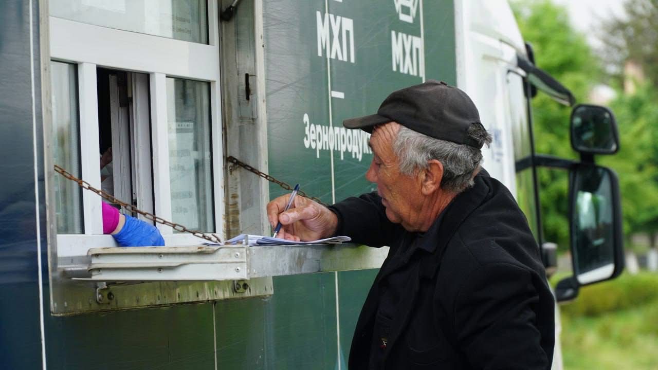 Новини Козятина - фото з Микола Філонов: "Соціальному магазину" в Козятині бути! (Пресслужба БФ «Український Альянс»)