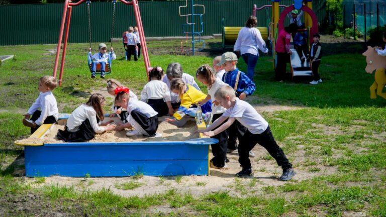Новини Житомира - фото з В Андрушівці відкрили оновлений дитсадок і продовжують модернізувати ліцей