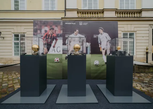 Новини Вінниці - фото з У Вінниці вперше покажуть всі три «Золоті м’ячі» українських футбольних легенд