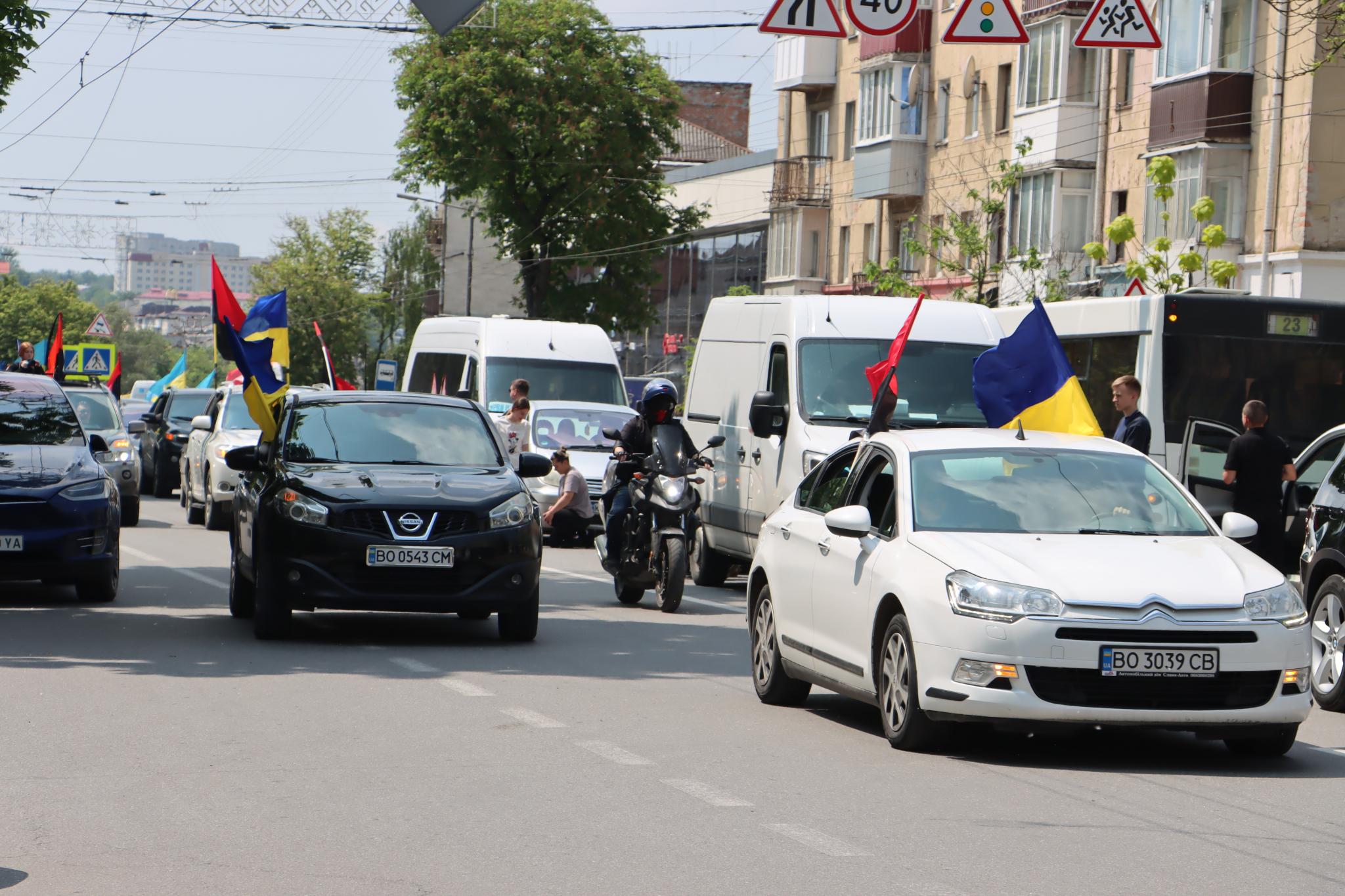 Новини Тернополя - фото з «На щиті» додому повернувся парамедик Дмитро Хома