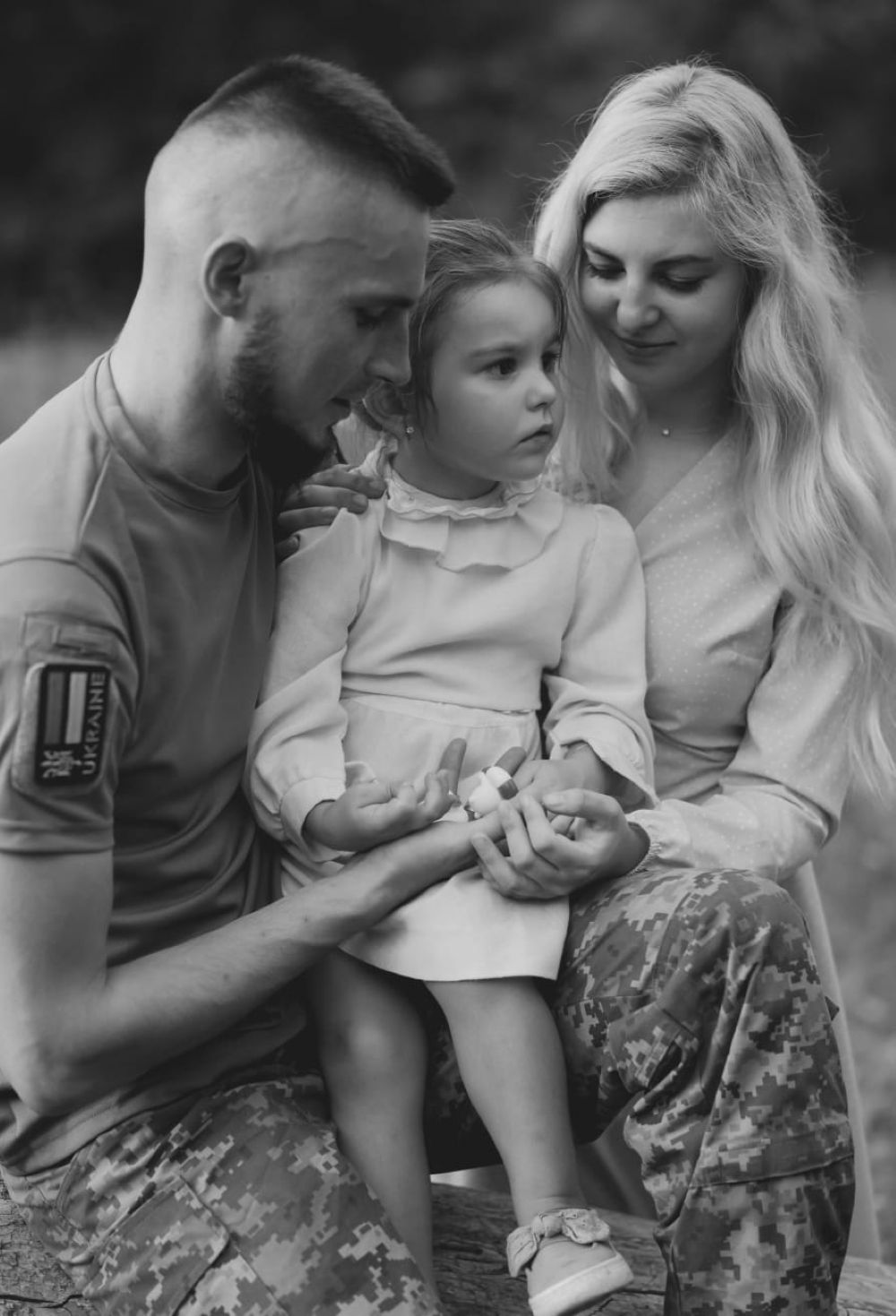 Новини Вінниці - фото з «Мамо, відкопай тата, щоб ще раз побачити його»: любив дитину й дружину, але ще більше — Україну