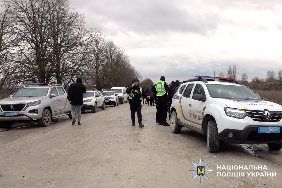 Новини Хмельницького - фото з Дезертир і наркозалежний. Судитимуть чоловіків, які підірвали колію на Хмельниччині