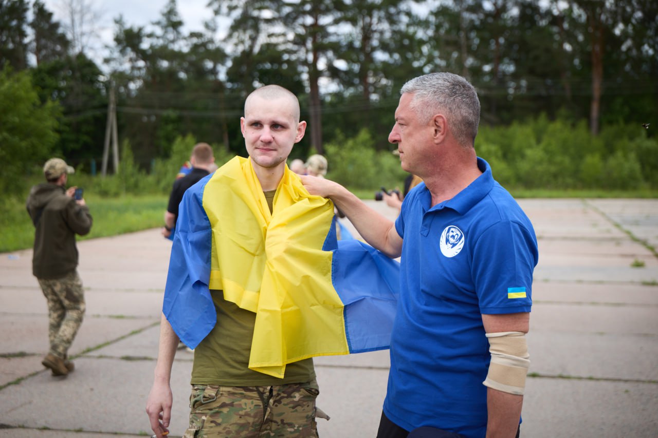 Новини Тернополя - фото з Наші вдома: в рамках Великого обміну з ворожого полону повернули українських Героїв