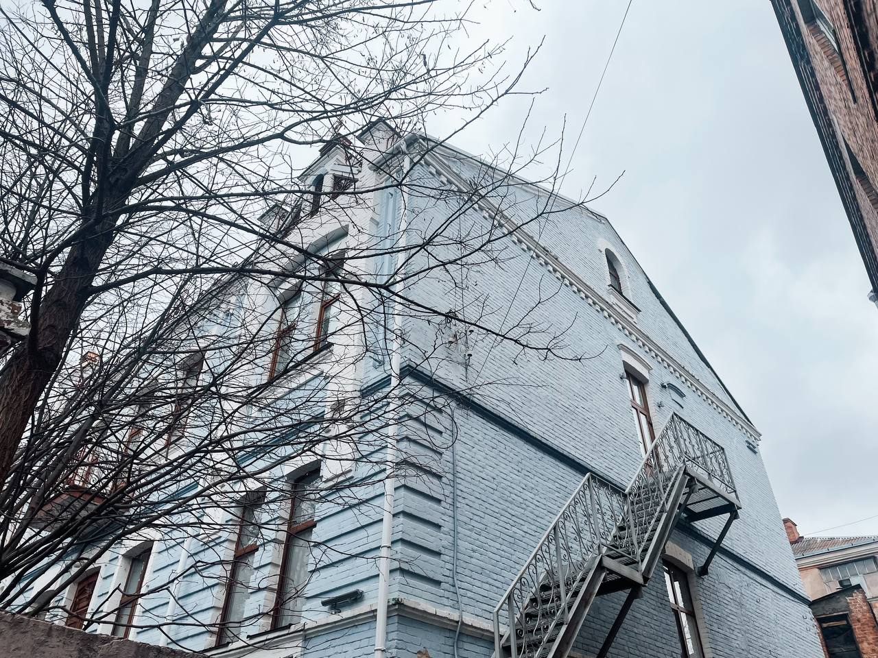 Новини Вінниці - фото з Стара садиба в новій ролі. Про історію артинівського дому, який був бібліотекою та медзакладом