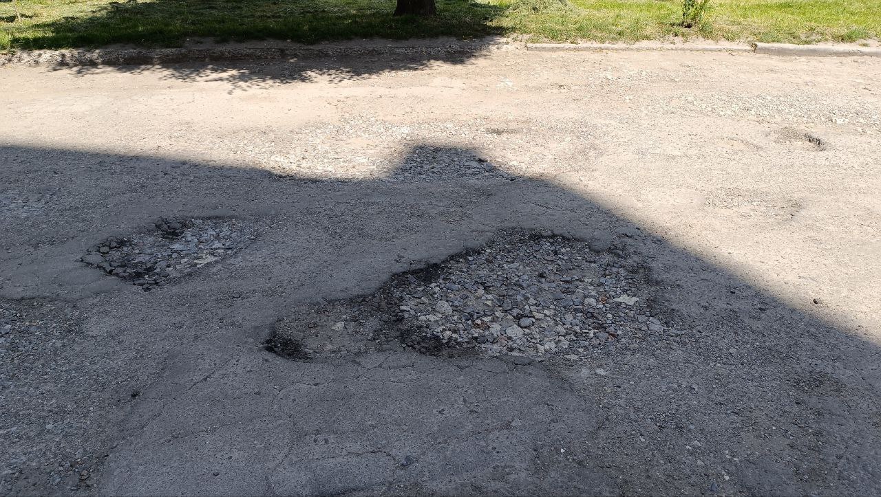 Новини Тернополя - фото з Просять відремонтувати дорогу на Стадникової — створили петицію