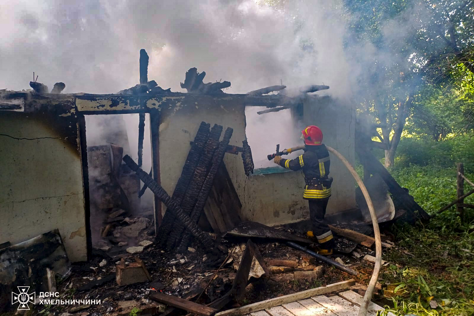 Новини Хмельницького - фото з Від будинків до авто: за добу на Хмельниччині було 6 пожеж