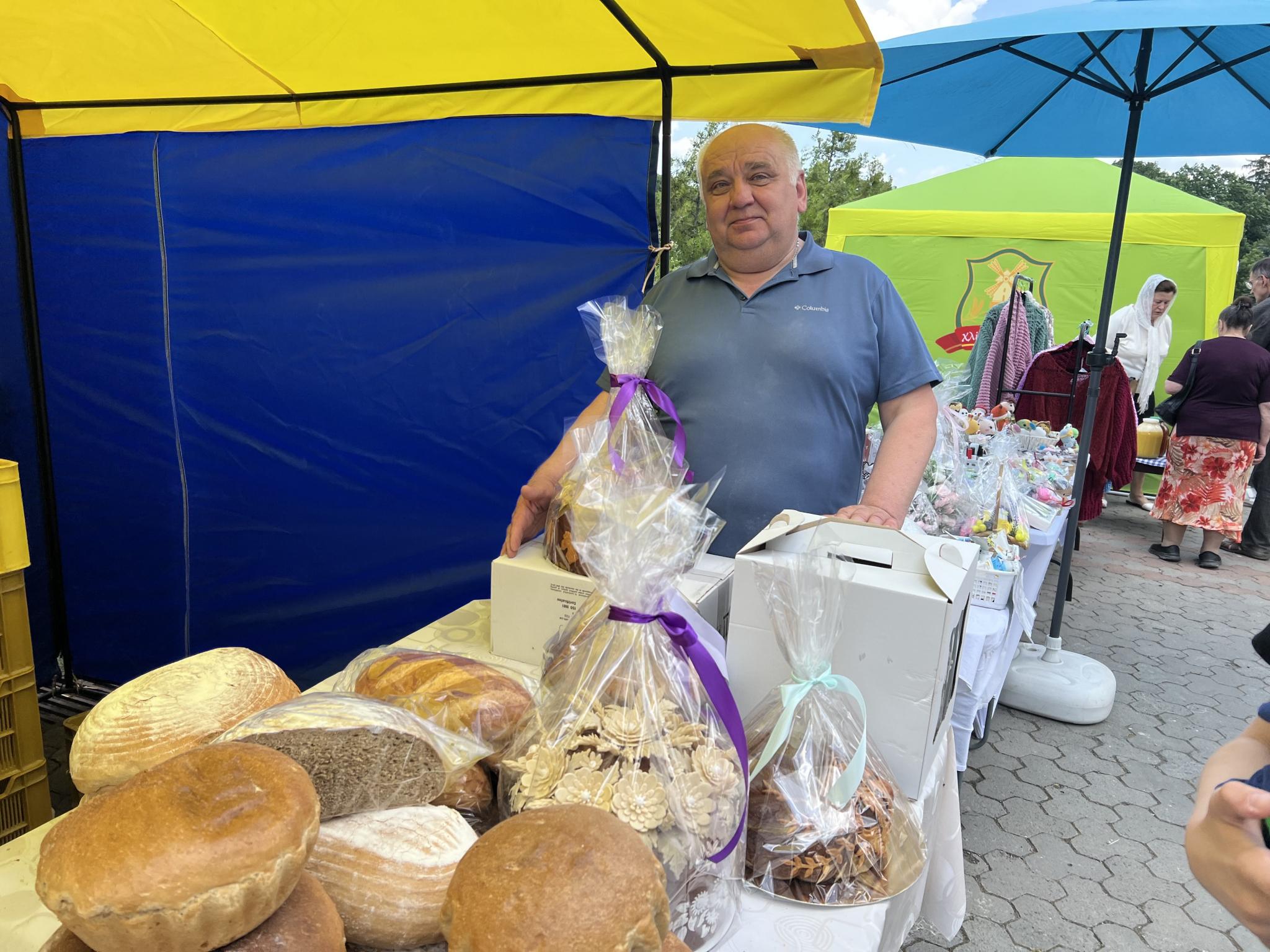 Новини Вінниці - фото з Крафтова продукція у центрі Вінниці: біля «Книжки» до Дня фермера працював ярмарок