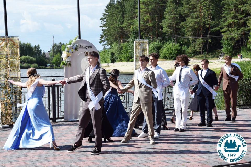 Новини Тернополя - фото з У Шумську відбувся випускний 2025