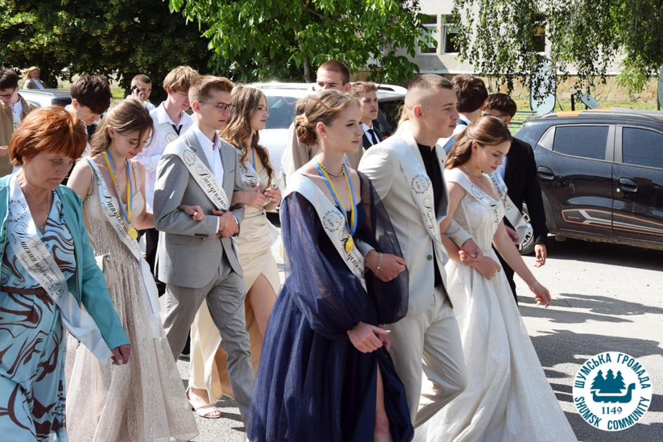 Новини Тернополя - фото з У Шумську відбувся випускний 2025
