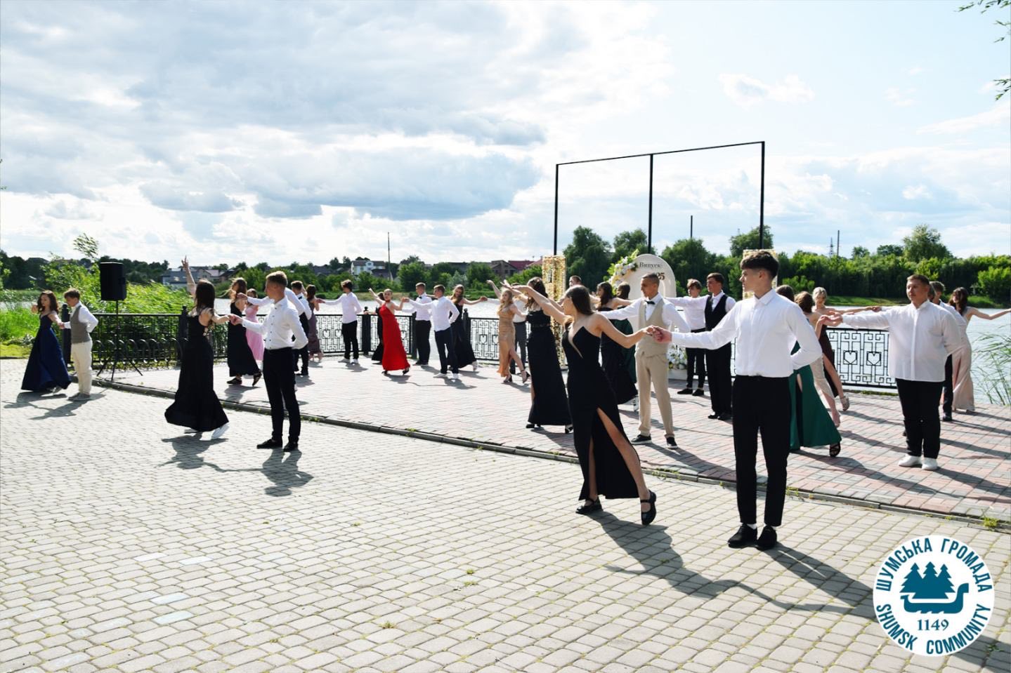 Новини Тернополя - фото з У Шумську відбувся випускний 2025