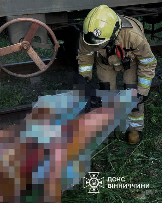Новини Вінниці - фото з Небезпечні розваги: 13-річного вдарило струмом на даху вагона