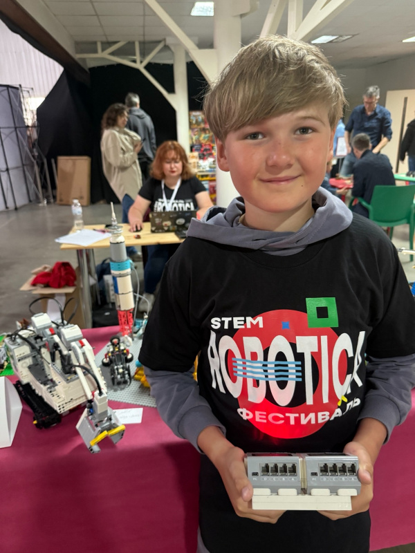 Новини Тернополя - фото з Юний тернополянин здобув І місце на Всеукраїнському фестивалі ROBOTICA