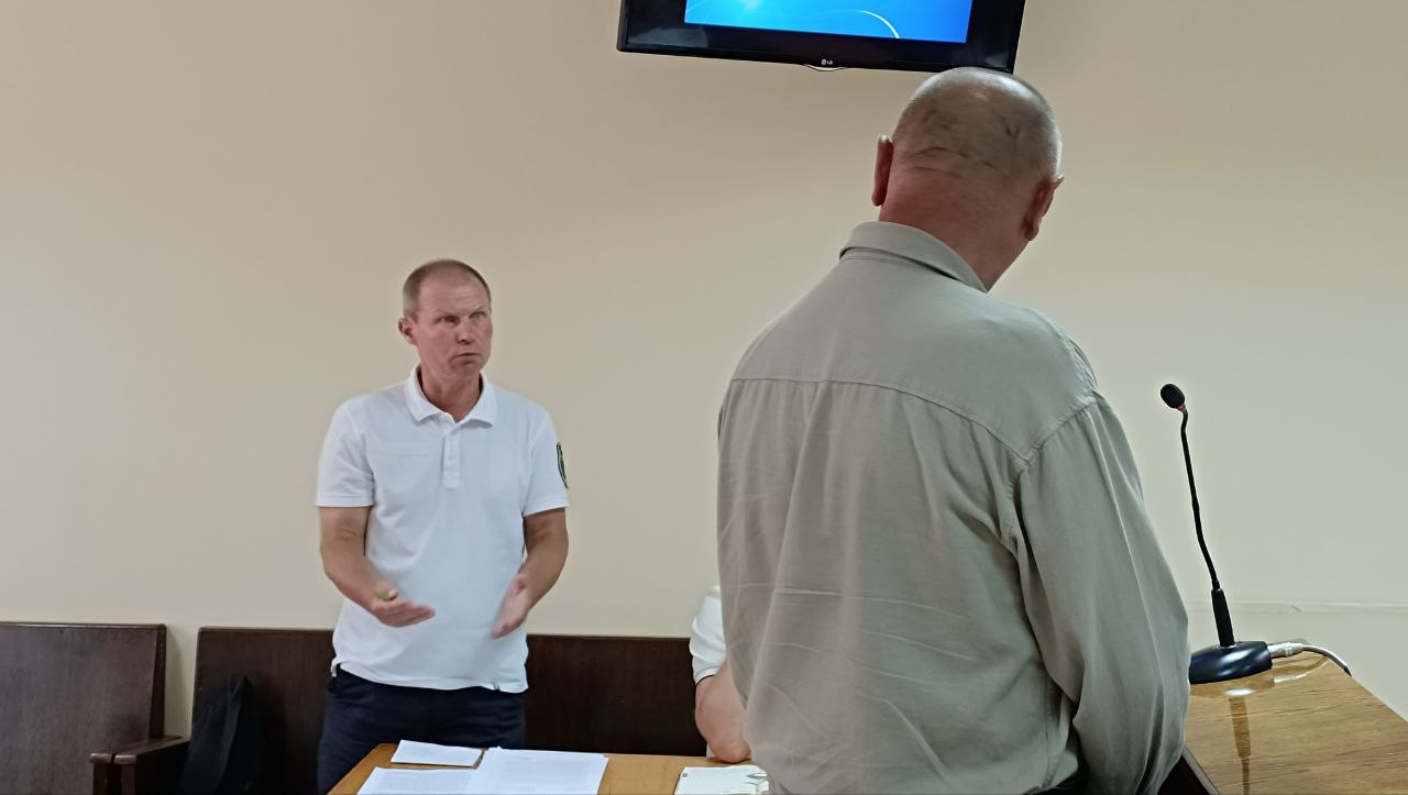 Новини Тернополя - фото з У суді допитали ветерана, якого обвинувачують у побитті муніципального інспектора