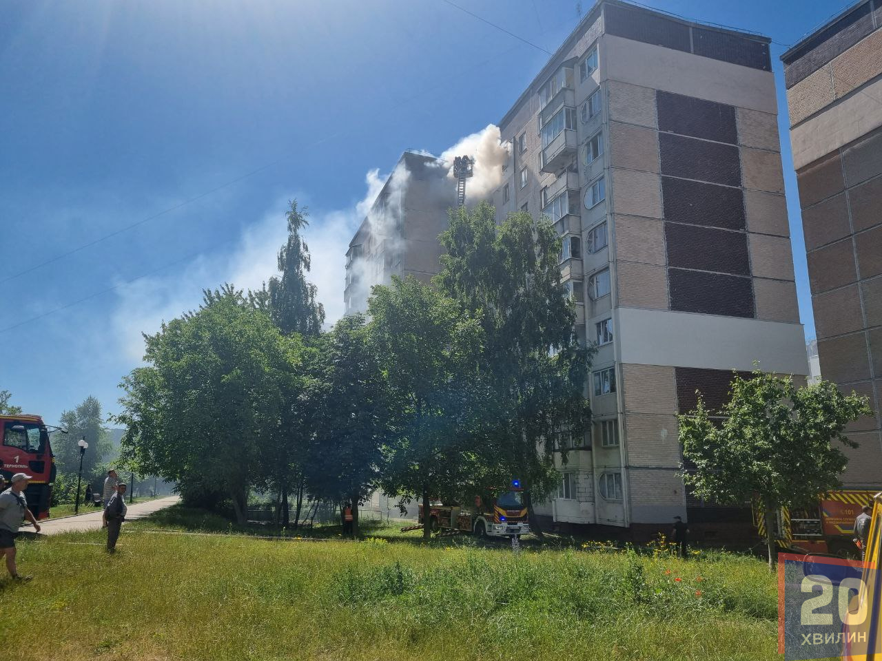 Новини Тернополя - фото з На Вишневецького пожежа у багатоповерхівці: що відомо (оновлюється)