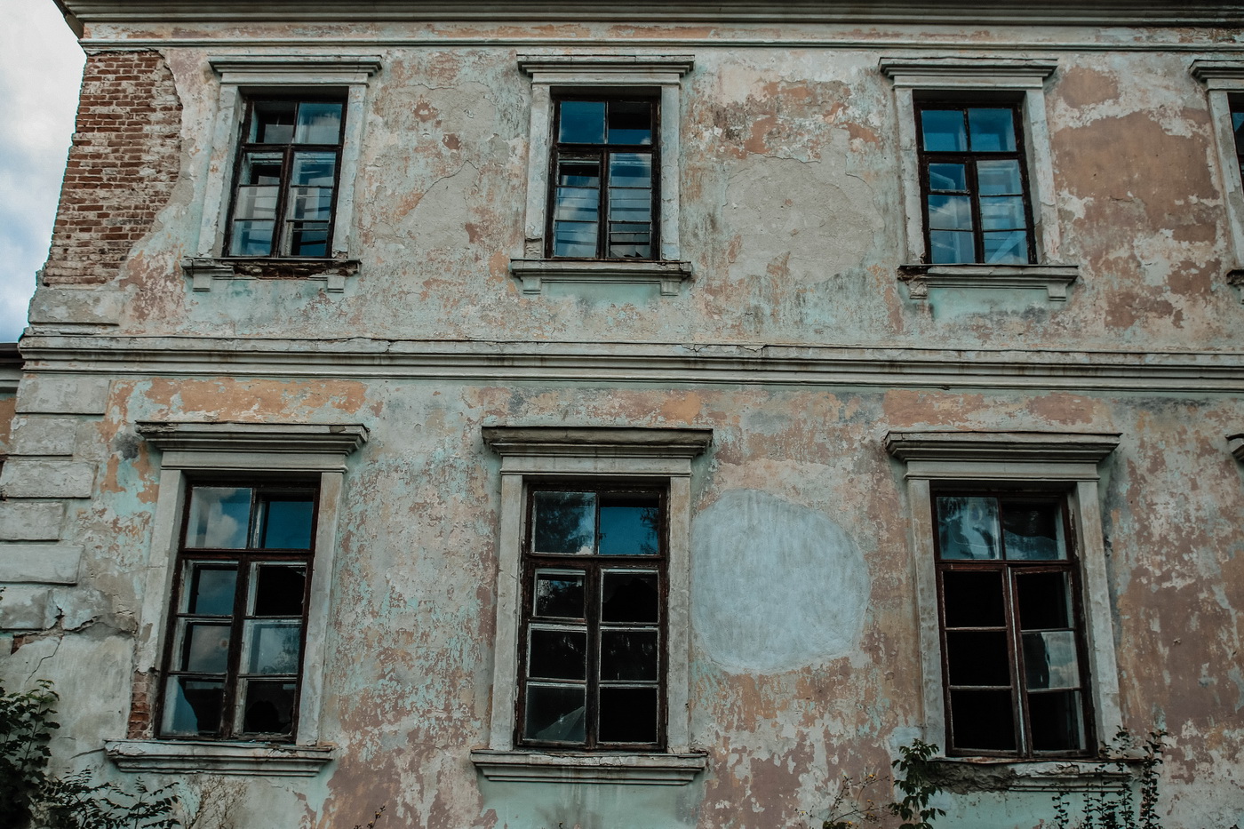 Новини Вінниці - фото з Занедбана пам’ятка у Гущинцях: історія палацу княгині Абамелек на Вінниччині