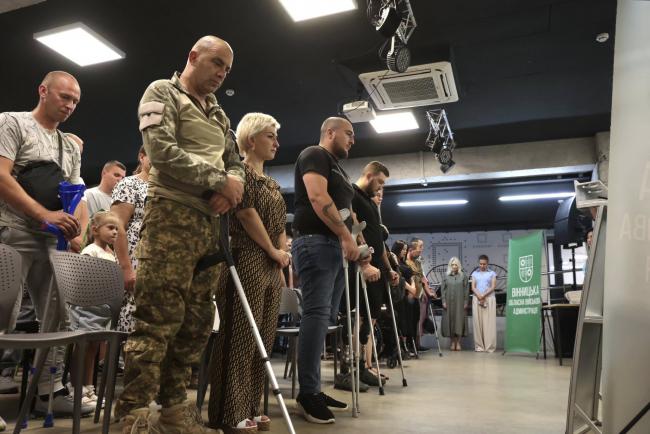 Новини Вінниці - фото з У Вінниці вручили житлові сертифікати 60 родинам військових і загиблих Героїв