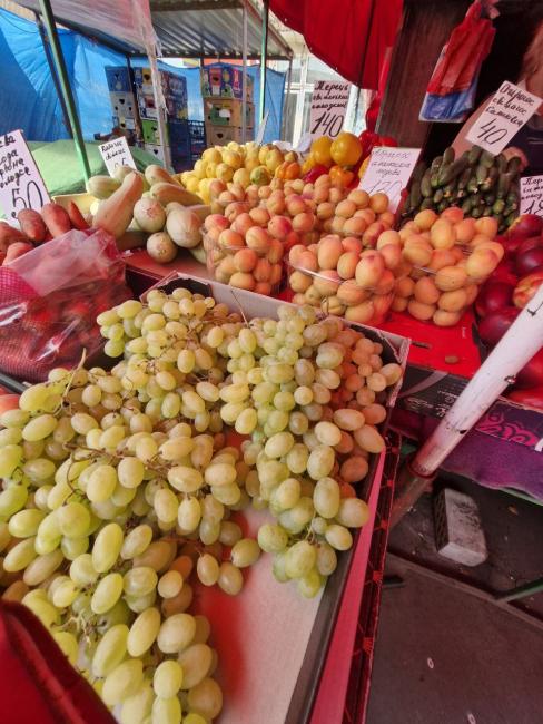 Новини Вінниці - фото з «Купують менше, рахують кожну гривню»: сезонні овочі та фрукти у Вінниці дорожчають