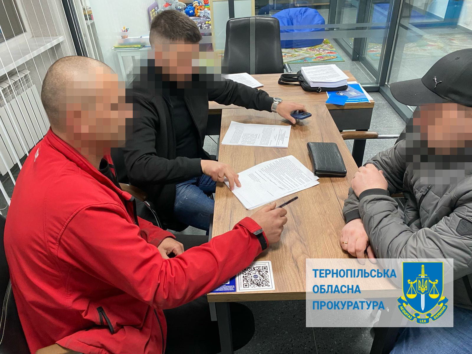 Судитимуть тернополянина та його спільників за незаконний видобуток корисних копалин