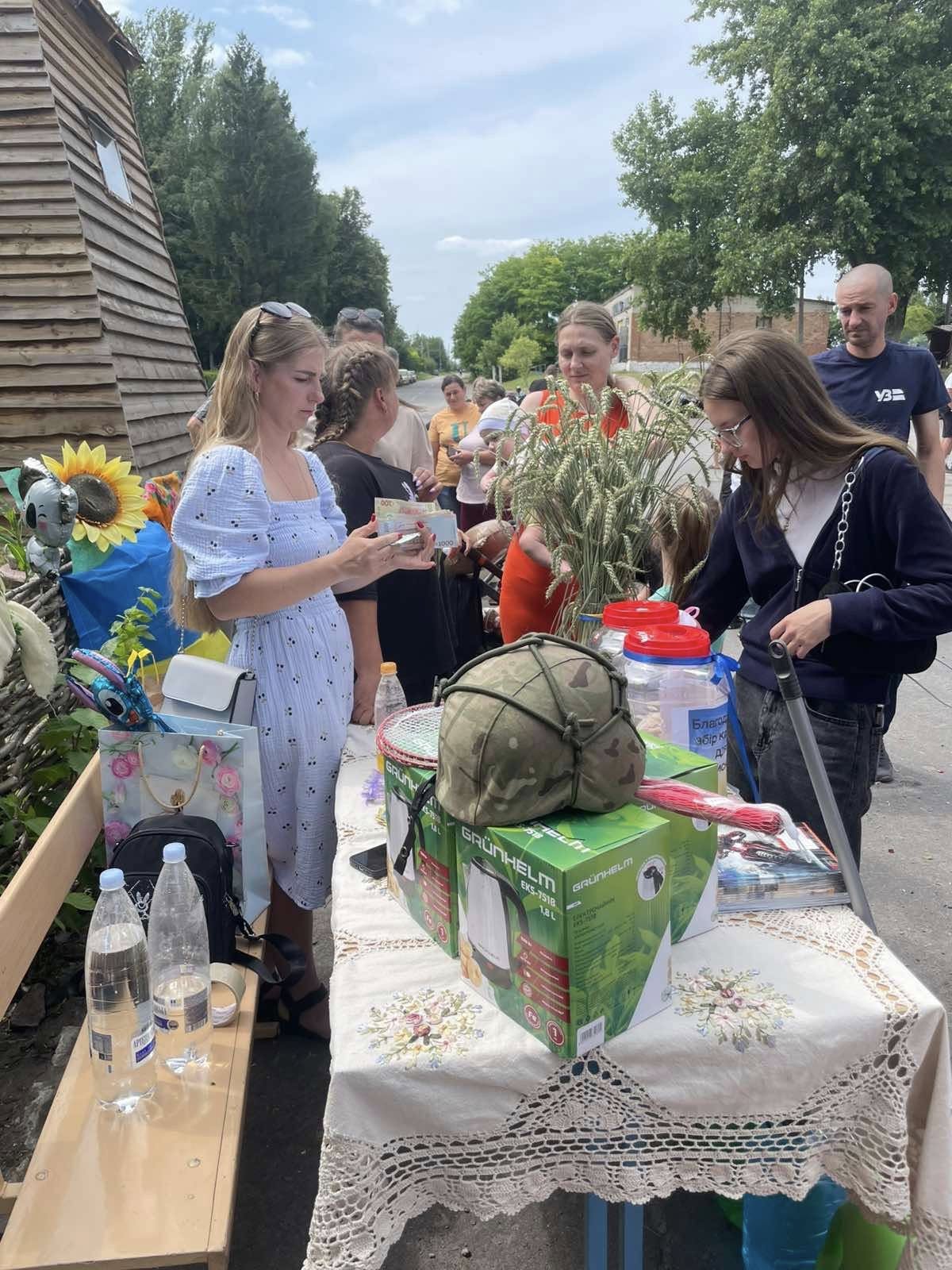 Новини Козятина - фото з На День села концерт, юшка, шашлики і головний приз лотереї — мішок цукру