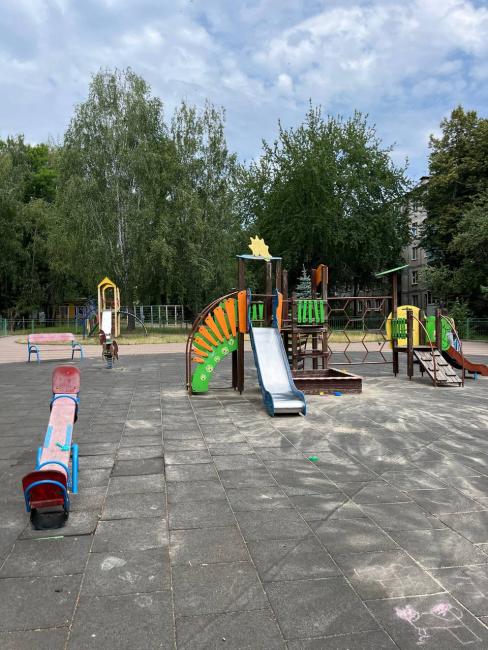 Новини Вінниці - фото з Де мають гратися наші діти, якщо дитячі майданчики занедбані? Відповідь міськради