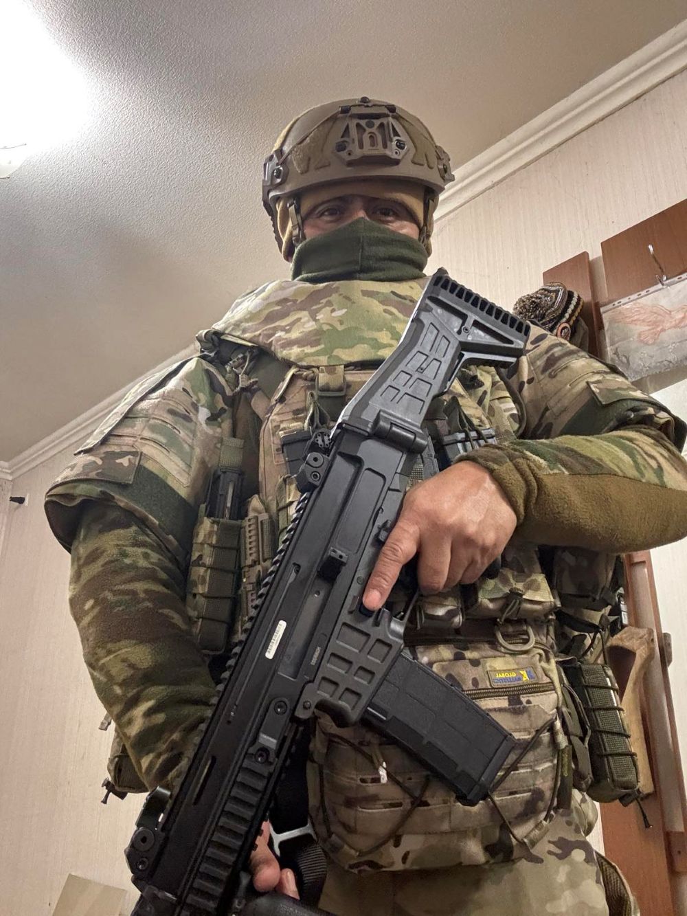 Новини Вінниці - фото з «У неї син загинув на війні, вона допомагає чужому»: як українка рятує пораненого воїна з Колумбії