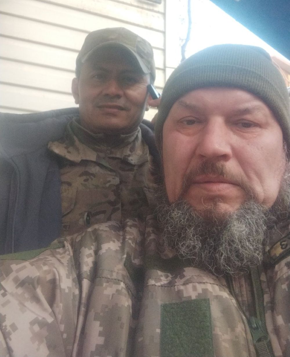 Новини Вінниці - фото з «У неї син загинув на війні, вона допомагає чужому»: як українка рятує пораненого воїна з Колумбії