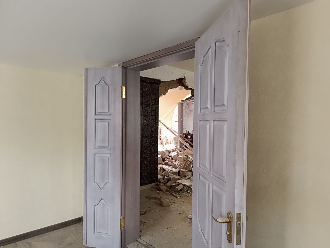 Новини Вінниці - фото з «Вони все побили, цей «руський мір»: як Писарівка пережила атаку дронів?