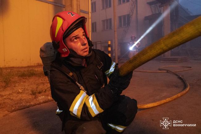 Новини Вінниці - фото з Польща відповіла росії на атаку по заводу Barlinek у Вінниці