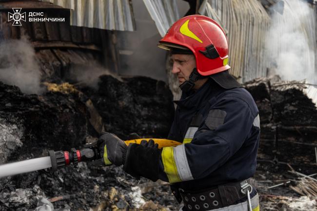Новини Вінниці - фото з Польща відповіла росії на атаку по заводу Barlinek у Вінниці
