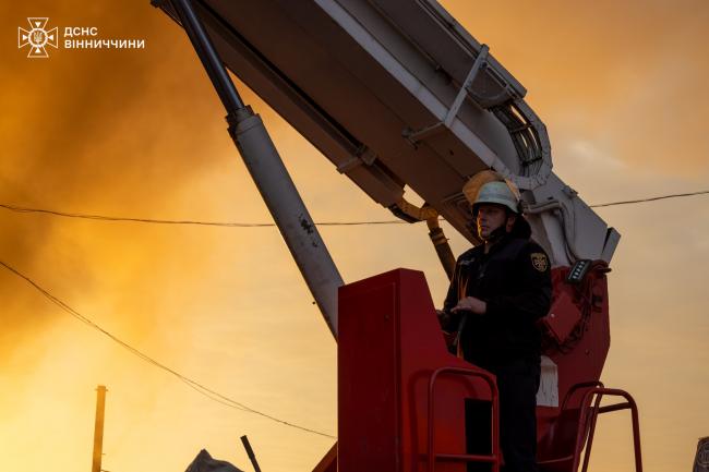 Новини Вінниці - фото з Польща відповіла росії на атаку по заводу Barlinek у Вінниці