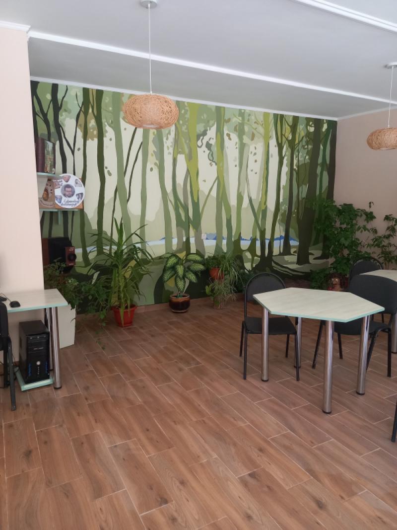 Новини Тернополя - фото з Студентки перетворили читальну залу на еко-простір: нове життя бібліотеки у Тернополі