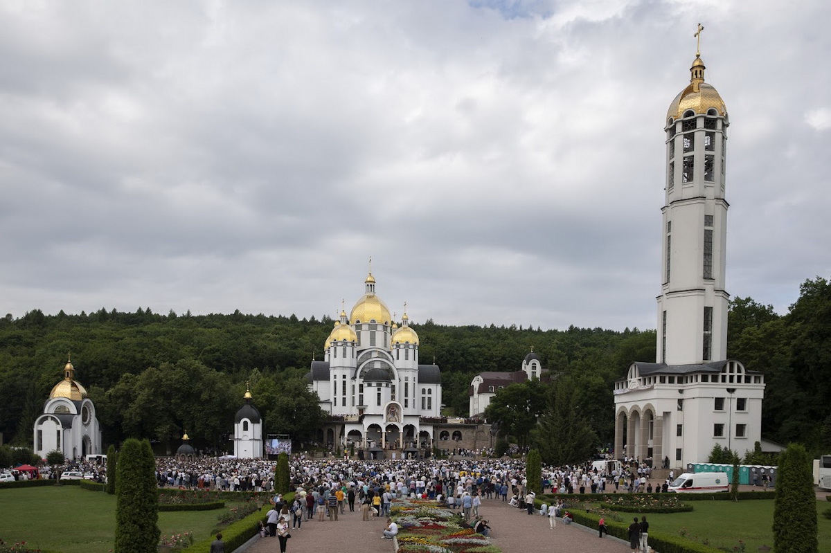 Новини Тернополя - фото з Ці кроки Господь порахував: як минула проща у Зарваниці, показуємо у 10 фото