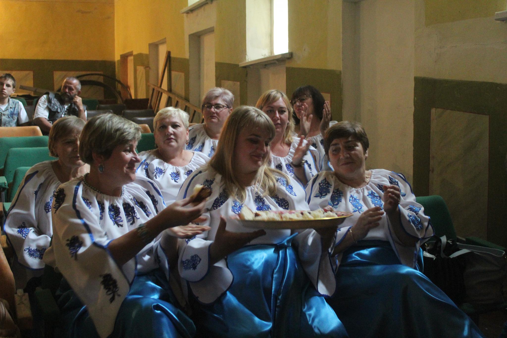 Новини Козятина - фото з З піснею в темну, суперконцертом, диво кашею — так в Сигналі відзначили День села