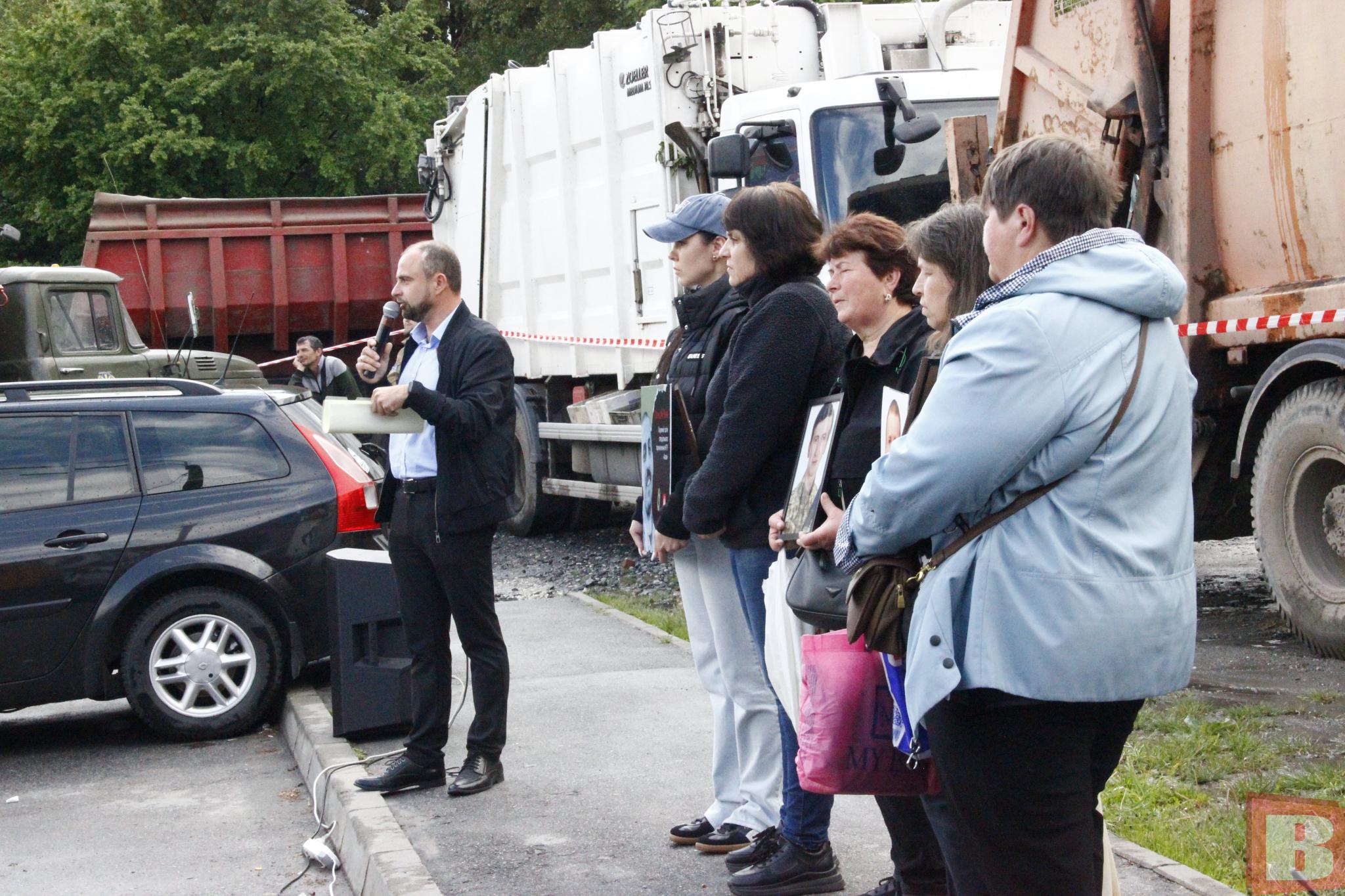 Новини Хмельницького - фото з Свиняча кров та мітинги: що зараз із УПЦ МП на Хмельниччині