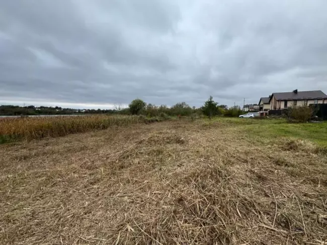 Новини Вінниці - фото з Пірнули» в дерибан: як за каденції Гройсмана забудували заплаву Вишенського озера — і чи змінить щось суд?